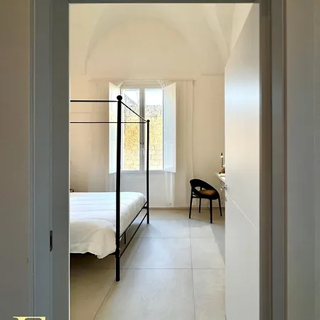 לינה וארוחת בוקר Eufonia Sweet